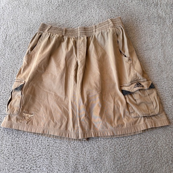 Vintage Adidas Chicago Bulls Cargo Shorts Mens 2XL Tan Y2K Drawstring *RARE* - Picture 1 of 9